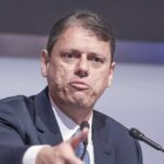 Tarcísio afirma que lideranças “envelhecidas” precisam “largar o osso” em recado a Lula 5 ocrente 1777159187