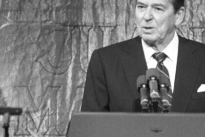 Mesmo palco, 45 anos depois: atentado a Trump revive ataque contra Ronald Reagan 4 ocrente 1777235672