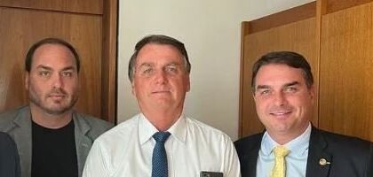 Carlos Bolsonaro cobra atenção de Flávio e critica apoio à reforma tributária 20 ocrente 1777295066