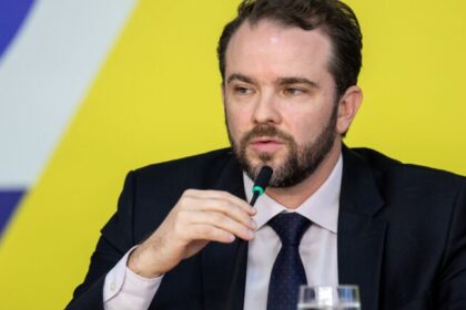 Governo prepara Desenrola 2.0 com permissão para usar FGTS na quitação de dívidas 6 ocrente 1777333774