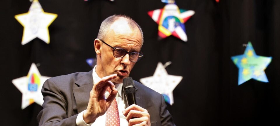 Irã está “humilhando” os EUA, diz chanceler alemão Friedrich Merz 2 ocrente 1777381468