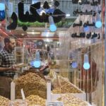 Rial despenca a 1,8 milhão por dólar e inflação passa de 70% no Irã em meio a sanções dos EUA 5 ocrente 1777478653