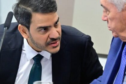 Indicado ao STF, Jorge Messias é acusado de “discurso ensaiado” por parlamentares da oposição 20 ocrente 1777492173