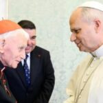 Cardeal albanês de 97 anos, símbolo da resistência ao comunismo, entrega relíquia a Leão XIV 5 ocrente 1777673070
