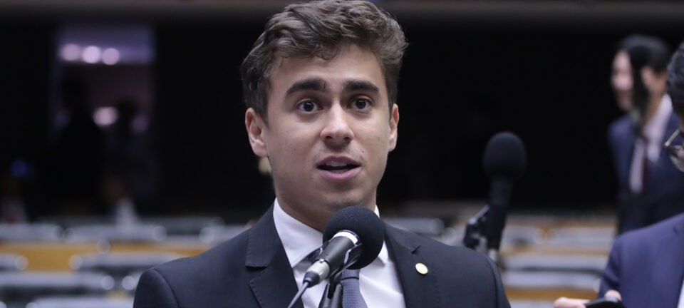 Justiça mantém no ar publicação de Nikolas Ferreira sobre “ciúme” de Janja após foto de Lula com apoiadora 2 ocrente 1777820661