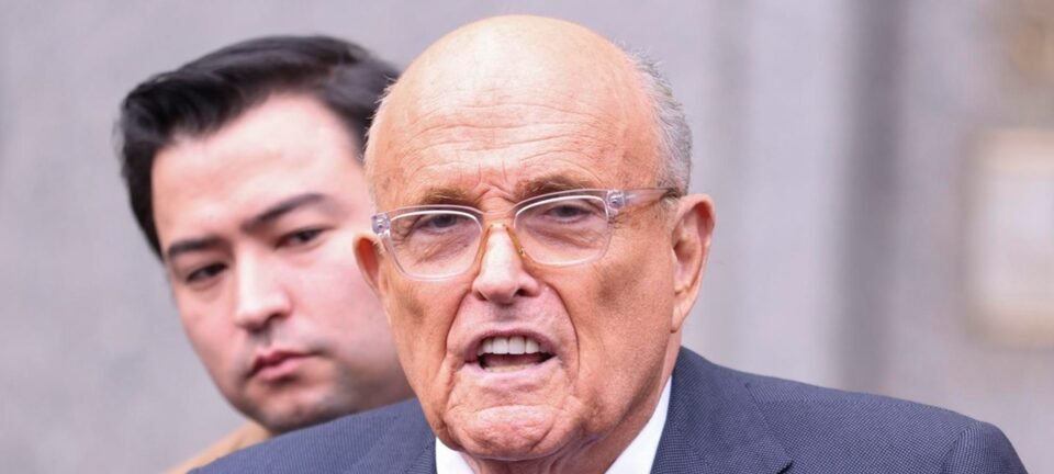 Rudy Giuliani é internado em estado crítico; Trump responsabiliza democratas 2 ocrente 1777894486
