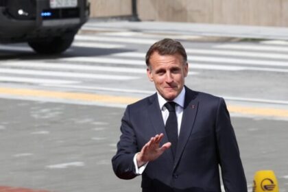 Macron defende reabertura conjunta de Ormuz e questiona operação dos EUA 6 ocrente 1777898968