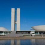Sessões extras e PEC do fim da escala 6×1 abrem maratona de votações no Congresso em maio 4 ocrente 1777910703