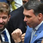Flávio Bolsonaro mira voto de estreia de eleitores de 16 e 17 anos 4 ocrente 1777919650