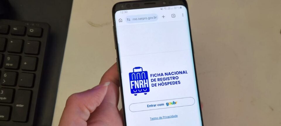 Hotéis resistem: só 20% adotam ficha digital obrigatória para hóspedes 2 ocrente 1777998858