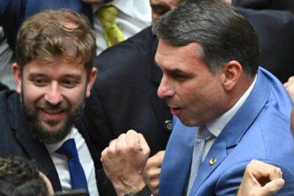 Oposição corre para revogar “taxa das blusinhas” antes de iniciativa do Planalto 6 ocrente 1778100601