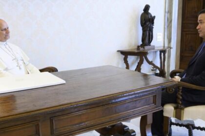 Marco Rubio se reúne com Papa Leão XIV no Vaticano e afirma compromisso conjunto pela paz 16 ocrente 1778180656
