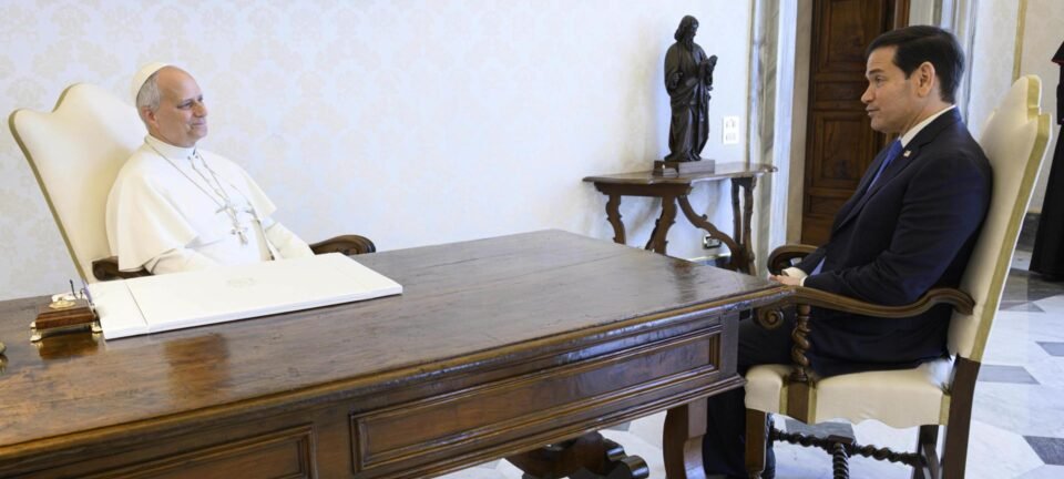 Marco Rubio se reúne com Papa Leão XIV no Vaticano e afirma compromisso conjunto pela paz 2 ocrente 1778180656