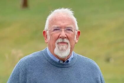Pastor de 78 anos é condenado na Irlanda do Norte por pregar João 3:16 perto de clínica de aborto 20 ocrente 1778276058