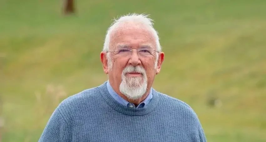 Pastor de 78 anos é condenado na Irlanda do Norte por pregar João 3:16 perto de clínica de aborto 2 ocrente 1778276058