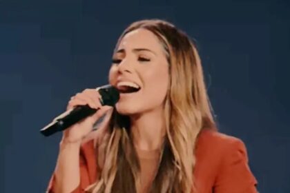 Gabriela Rocha ultrapassa artistas pop e se torna a cantora mais ouvida do país 18 ocrente 1778279659