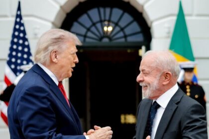 Lula relata a Trump que não busca “guerra” durante encontro na Casa Branca 14 ocrente 1778283282