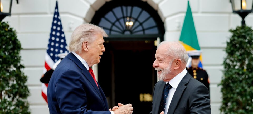 Lula relata a Trump que não busca “guerra” durante encontro na Casa Branca 2 ocrente 1778283282
