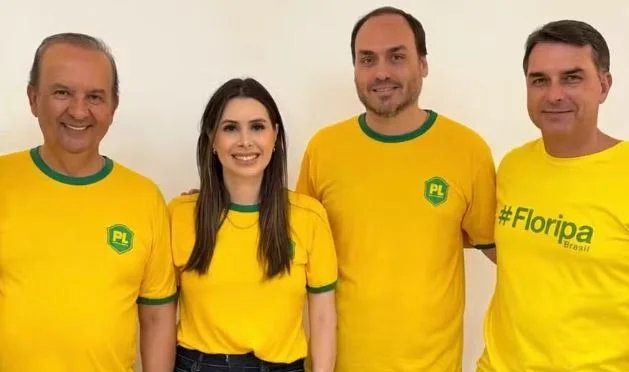 PL oficializa chapa “puro-sangue” em Santa Catarina com Carlos Bolsonaro para o Senado 2 ocrente 1778413758