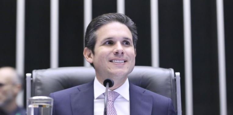 PF investiga emenda de Hugo Motta sobre mercado de carbono que pode favorecer família Vorcaro 2 ocrente 1778600080