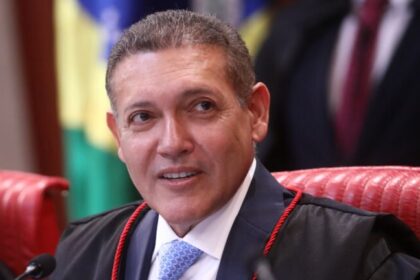 Nunes Marques assume o comando do TSE; André Mendonça é empossado vice-presidente 10 ocrente 1778629774