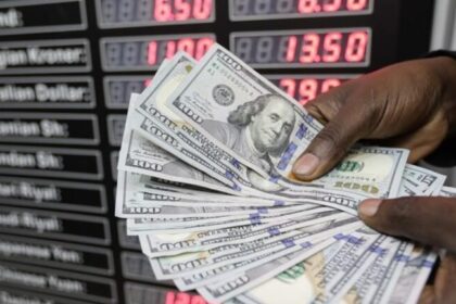 Áudio de Flávio Bolsonaro a banqueiro faz dólar disparar 2% e registra maior alta de 2026 20 ocrente 1778719751