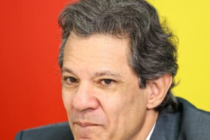 Haddad classifica Daniel Vorcaro como “rebento” do bolsonarismo após áudio revelar pedido de R$ 134 milhões de Flávio 10 ocrente 1778728774