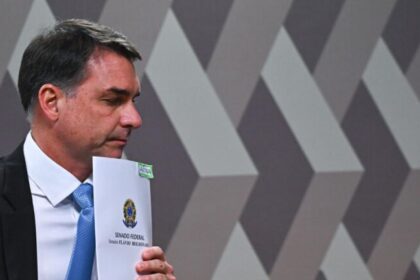Audição de Flávio Bolsonaro mobiliza imprensa estrangeira e agita mercado brasileiro 10 ocrente 1778758456