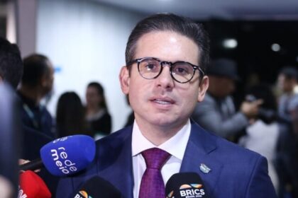 Câmara define redução da jornada semanal para 40 horas sem corte de salários 12 ocrente 1778775558