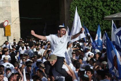 Jerusalém comemora 59 anos da reunificação com Marcha das Bandeiras 10 ocrente 1778861961