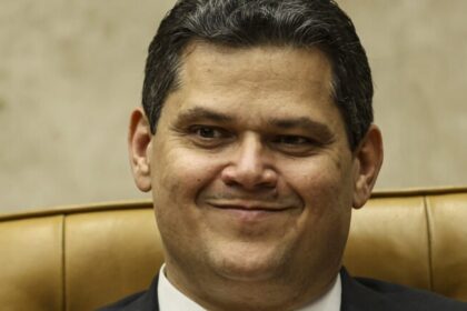 STF congela ação popular contra Davi Alcolumbre sob suspeita de rachadinha 14 ocrente 1778897067
