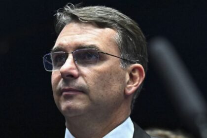 Áudio sobre filme de Jair Bolsonaro coloca Flávio Bolsonaro na mira do TSE 10 ocrente 1778900673