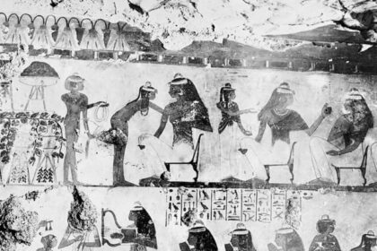 Arqueólogos descobrem 22 múmias e papiros intactos em câmara oculta de Luxor 8 ocrente 1778902505