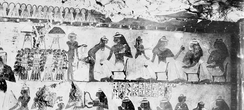 Arqueólogos descobrem 22 múmias e papiros intactos em câmara oculta de Luxor 2 ocrente 1778902505