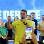 Flávio Bolsonaro reage a áudio com empresário e garante permanência na disputa presidencial 5 ocrente 1778980751