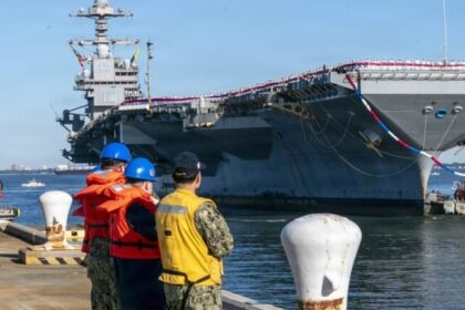 Maior porta-aviões do mundo retorna aos EUA após 11 meses de operações na Venezuela e no Irã 4 ocrente 1778986164