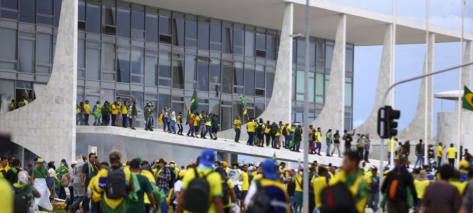 Maioria dos eleitores rejeita redução de penas para atos de 8 de janeiro, aponta Quaest 2 ocrente 1779052750