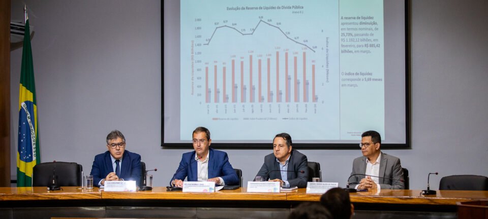 Tesouro Nacional institui comitê para gerir dívida pública federal 2 ocrente 1779106762