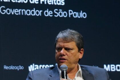 Tarcísio alerta que encerrar escala 6x1 sem compensação pode reduzir renda dos trabalhadores 18 ocrente 1779156316