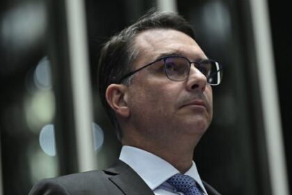 AtlasIntel exibe áudio atribuído a Flávio Bolsonaro em pesquisa, mas garante que não afeta intenção de voto 10 ocrente 1779159859