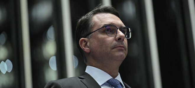 AtlasIntel exibe áudio atribuído a Flávio Bolsonaro em pesquisa, mas garante que não afeta intenção de voto 2 ocrente 1779159859