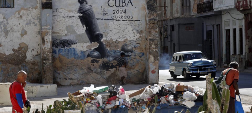 Escassez extrema obriga cubanos a procurar alimento em contêineres de lixo 2 ocrente 1779174259