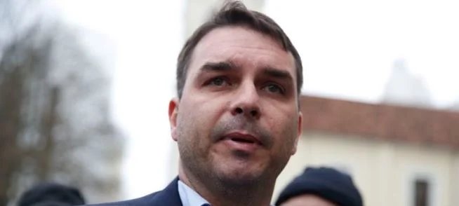 Flávio Bolsonaro garante devolução total de aporte de Daniel Vorcaro no filme sobre Jair Bolsonaro 2 ocrente 1779218370