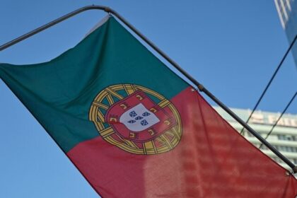 Portugal endurece regras de cidadania; residência mínima sobe para até 10 anos 16 ocrente 1779221958