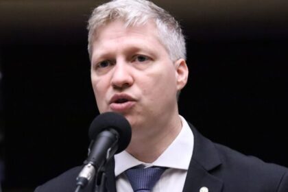 Van Hattem apela à CCJ para anular suspensão de dois meses imposta pelo Conselho de Ética 8 ocrente 1779235450