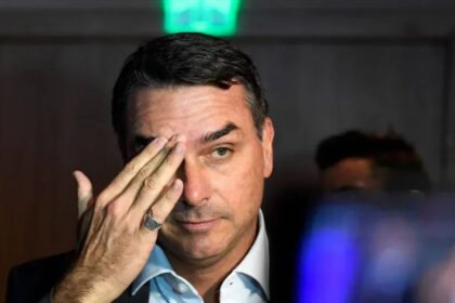 Apoio evangélico a Flávio Bolsonaro encolhe 14 pontos após divulgação de áudio com banqueiro 12 ocrente 1779296661