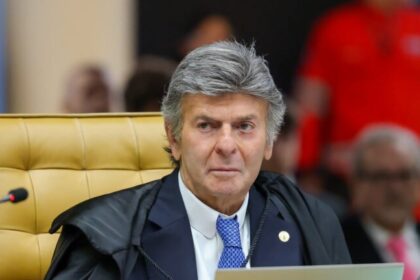 Fux diverge de Gilmar no STF e defende restringir foro privilegiado após mudança de cargo 8 ocrente 1779307468