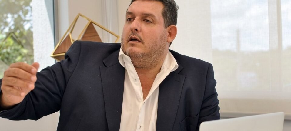 Estrategista deixa equipe de marketing da pré-campanha de Flávio Bolsonaro uma semana após ser anunciado 2 ocrente 1779347958