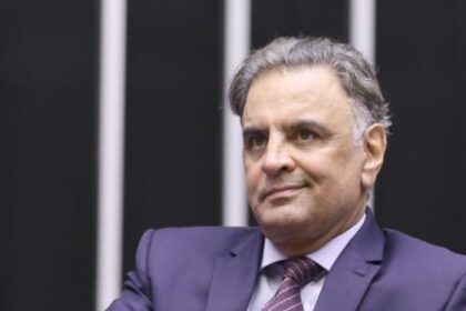 PSDB cogita Aécio Neves para o Planalto após desgaste de Flávio Bolsonaro 16 ocrente 1779370519