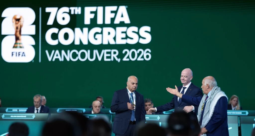 Recusa de dirigente palestino a aperto de mão com israelense provoca tensão na FIFA 2 ocrente 1779483932